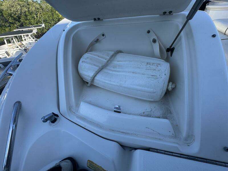 29ft Sea Ray Yacht For Sale