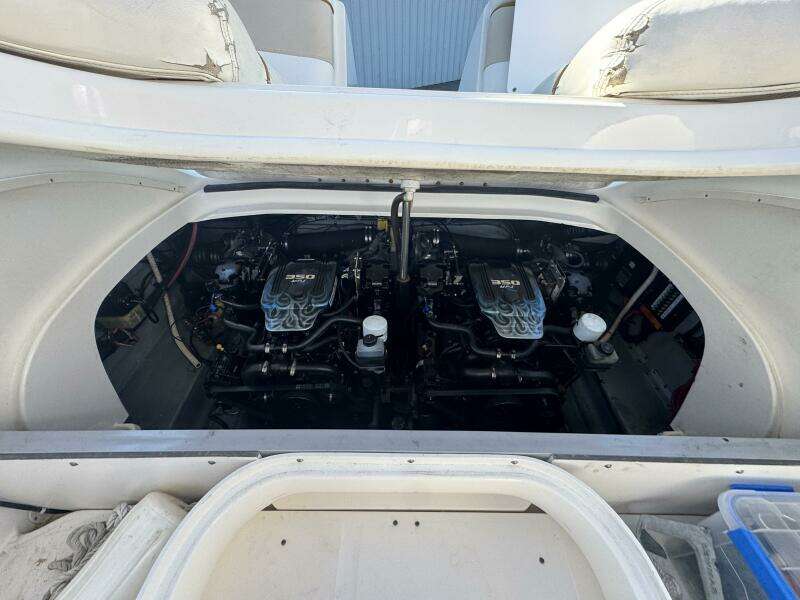 29ft Sea Ray Yacht For Sale