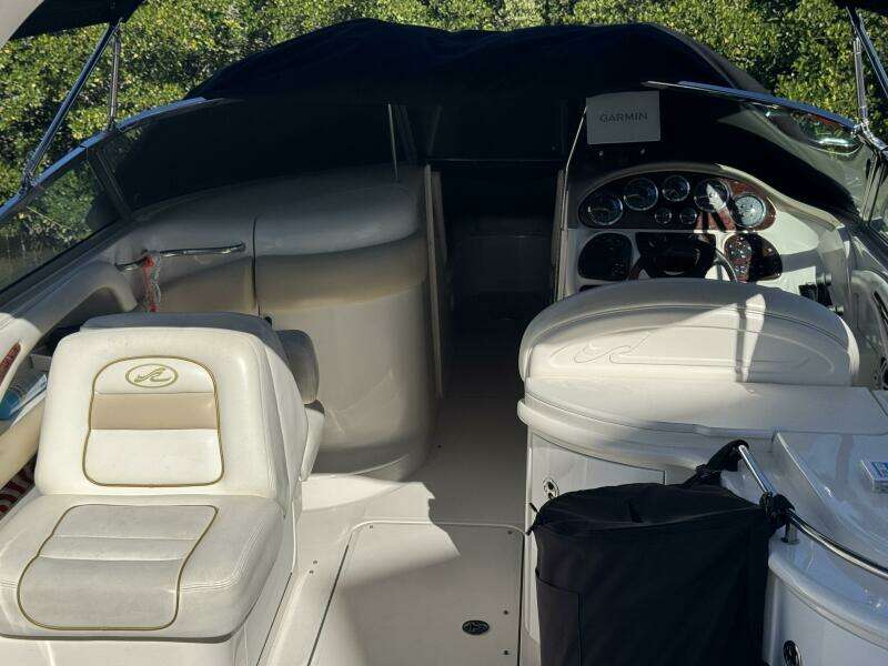 29ft Sea Ray Yacht For Sale