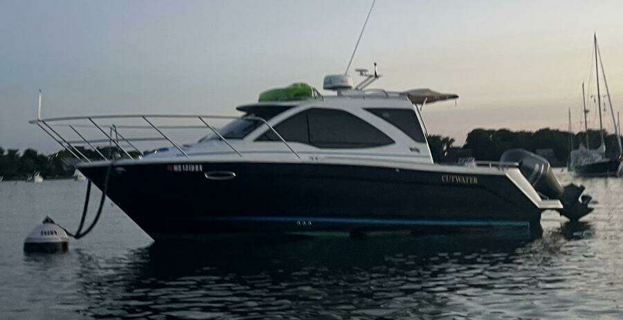 24ft Cutwater Yacht For Sale