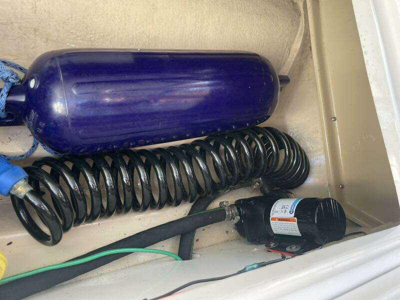 24ft Cutwater Yacht For Sale