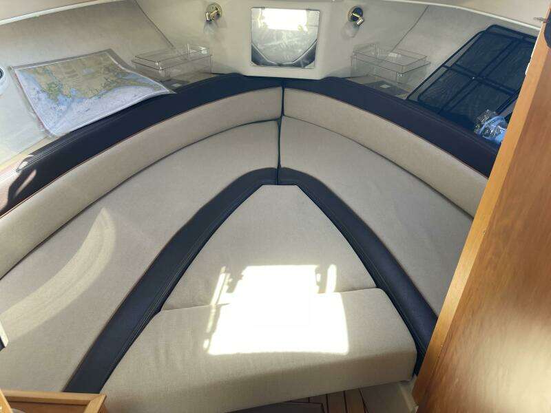 24ft Cutwater Yacht For Sale