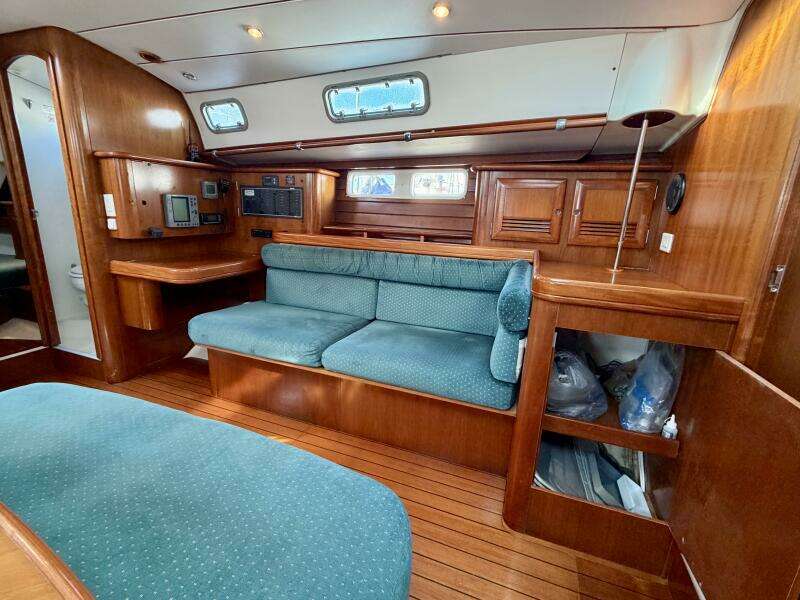 Eda 47ft Beneteau Yacht For Sale