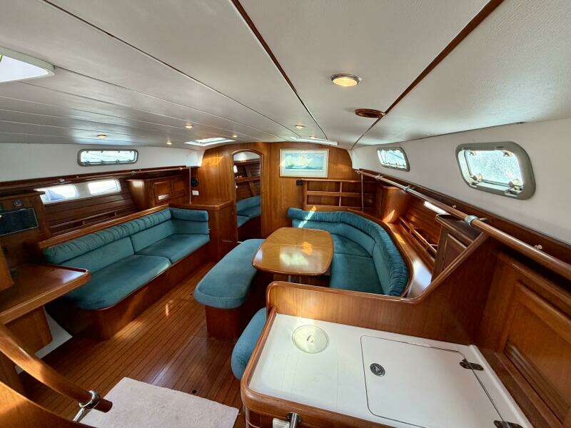 Eda 47ft Beneteau Yacht For Sale