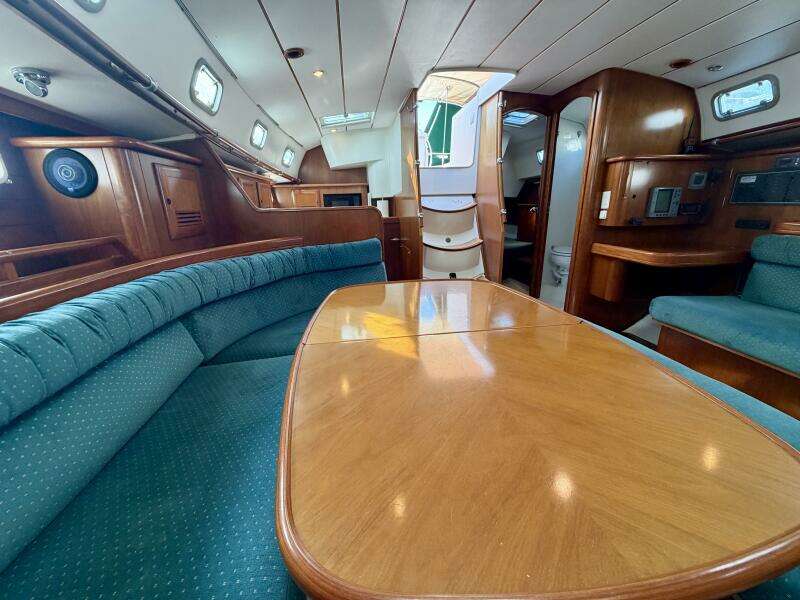 Eda 47ft Beneteau Yacht For Sale