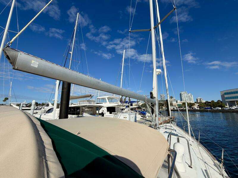Eda 47ft Beneteau Yacht For Sale