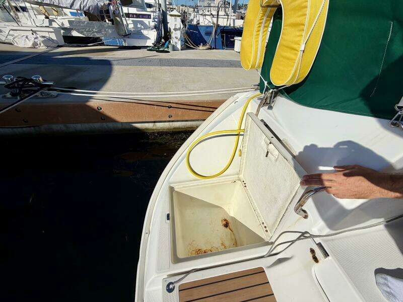 Eda 47ft Beneteau Yacht For Sale