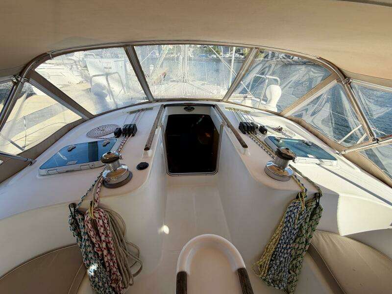 Eda 47ft Beneteau Yacht For Sale
