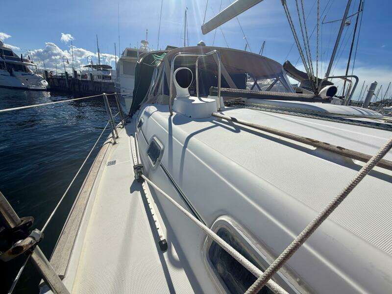 Eda 47ft Beneteau Yacht For Sale