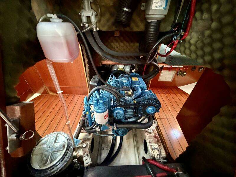 Eda 47ft Beneteau Yacht For Sale