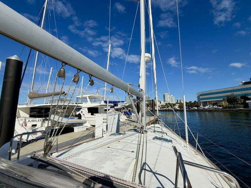 Eda 47ft Beneteau Yacht For Sale
