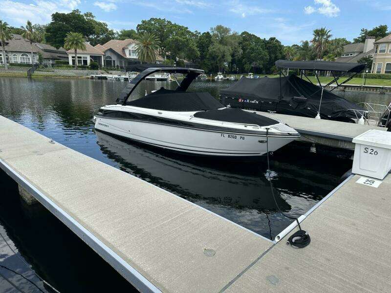 Live Life 27ft Monterey Yacht For Sale