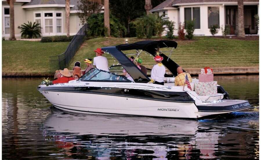 Live Life 27ft Monterey Yacht For Sale