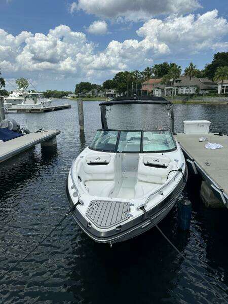 Live Life 27ft Monterey Yacht For Sale