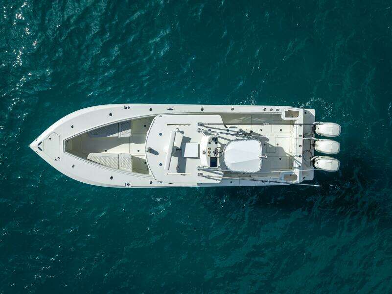 37ft SeaVee Yacht For Sale