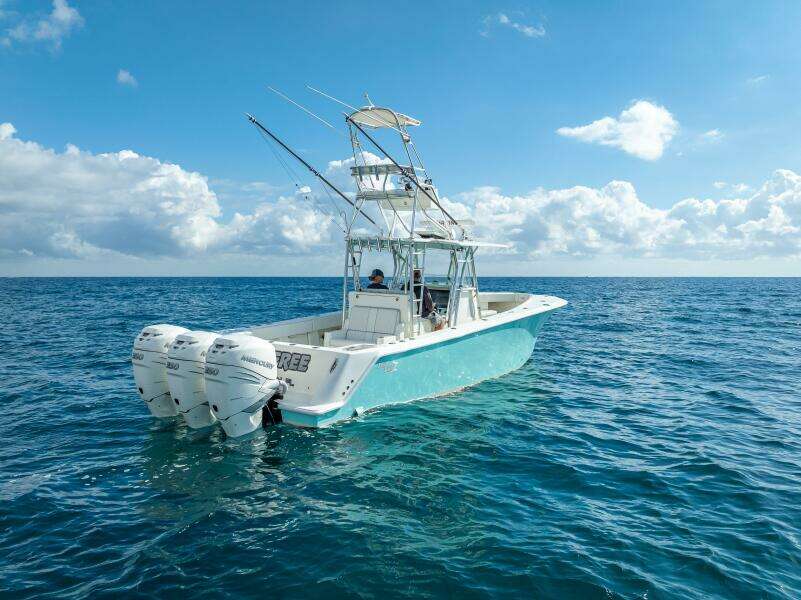 37ft SeaVee Yacht For Sale