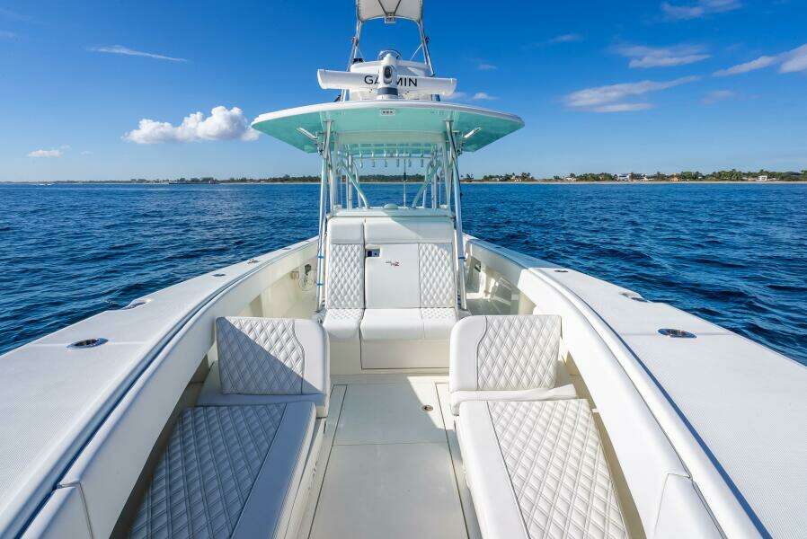 37ft SeaVee Yacht For Sale