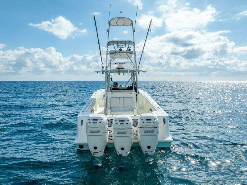 37ft SeaVee Yacht For Sale