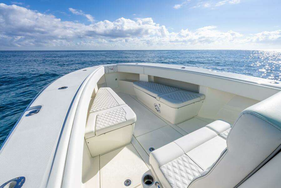 37ft SeaVee Yacht For Sale