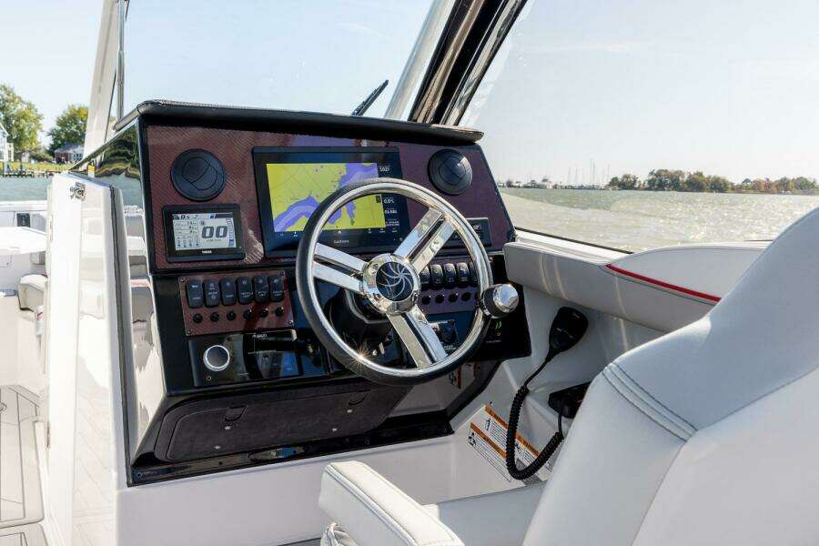 29ft Solara Yacht For Sale