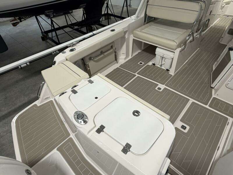 29ft Solara Yacht For Sale