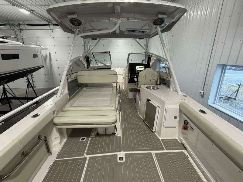 29ft Solara Yacht For Sale