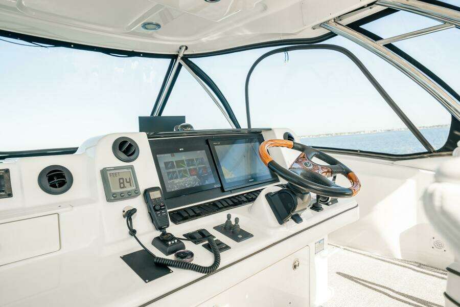 Love  amp  Luck II 58ft Sea Ray Yacht For Sale