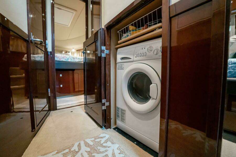 Love  amp  Luck II 58ft Sea Ray Yacht For Sale