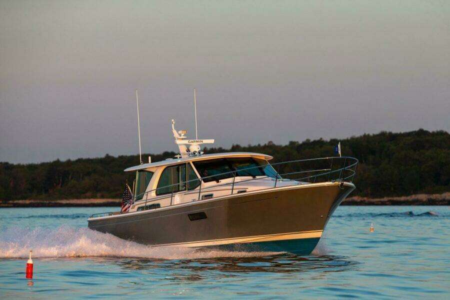 43ft Sabre Yacht For Sale