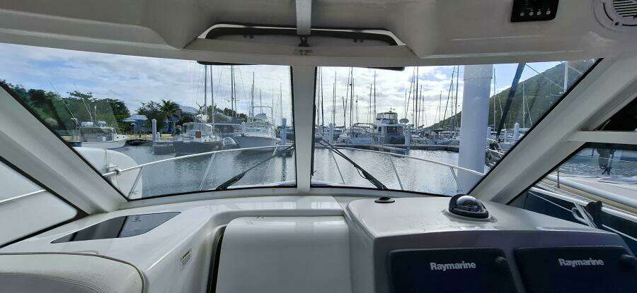 Whaler 31ft Boston Whaler Yacht For Sale