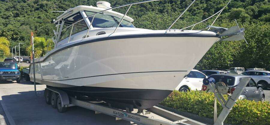 Whaler 31ft Boston Whaler Yacht For Sale