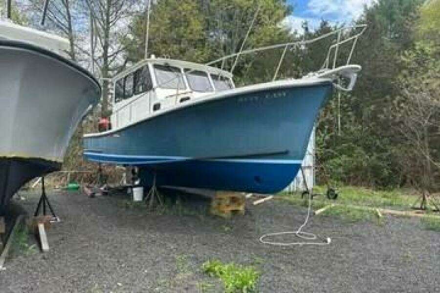 Reel Easy 31ft Eastern Yacht For Sale