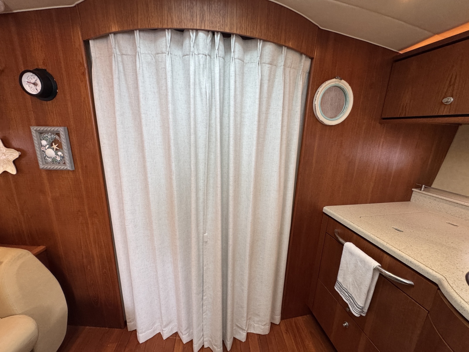 2008 Tiara Yachts 3900 Sovran