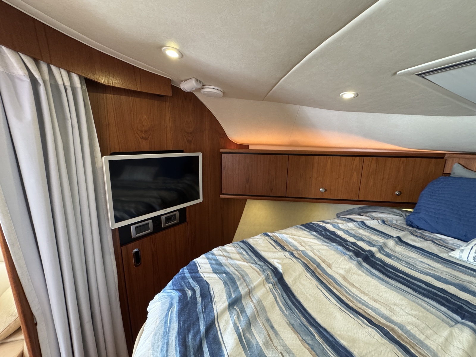 2008 Tiara Yachts 3900 Sovran