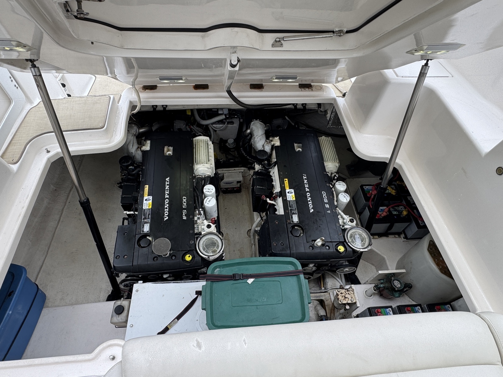 2008 Tiara Yachts 3900 Sovran