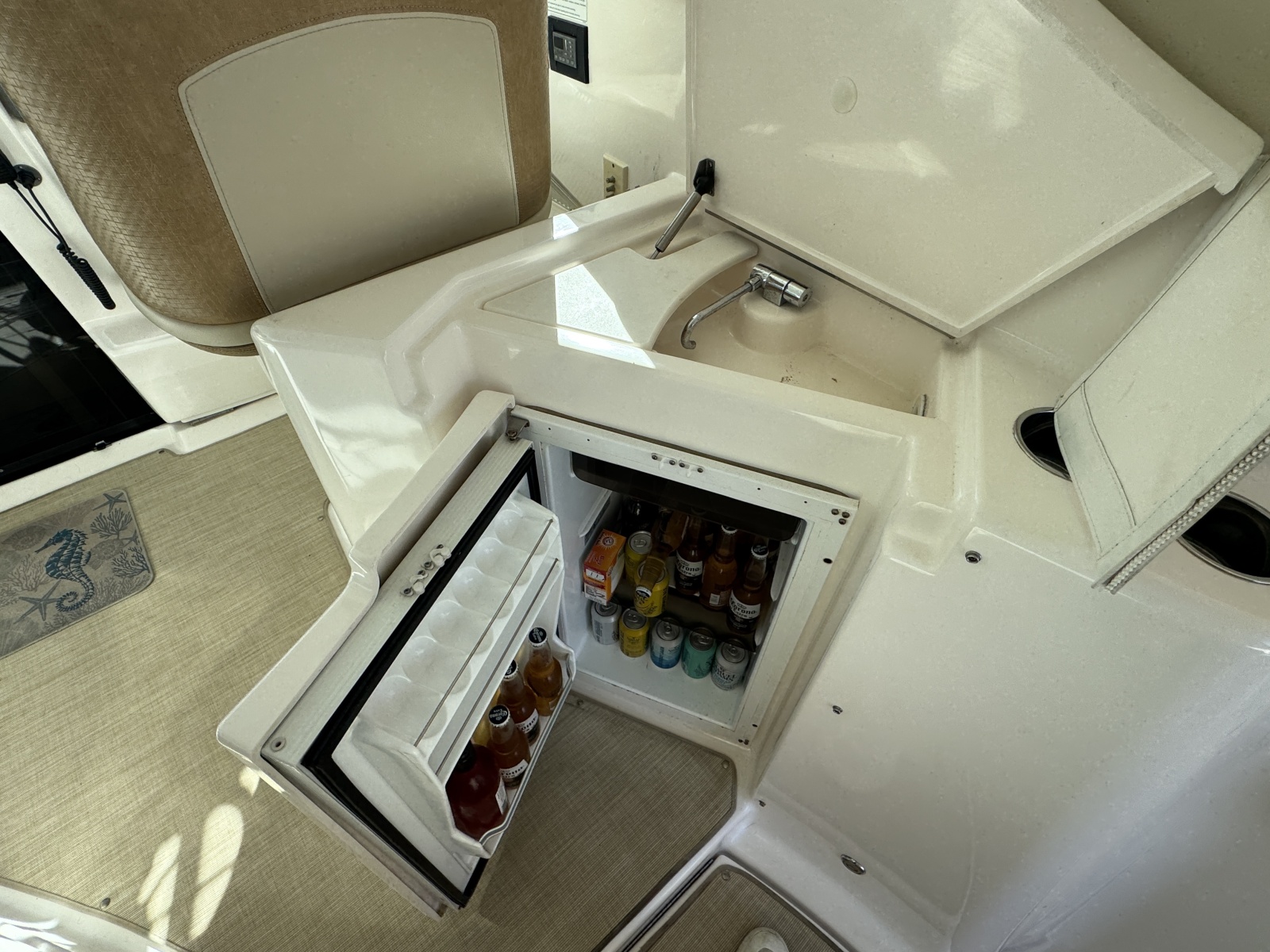 2008 Tiara Yachts 3900 Sovran