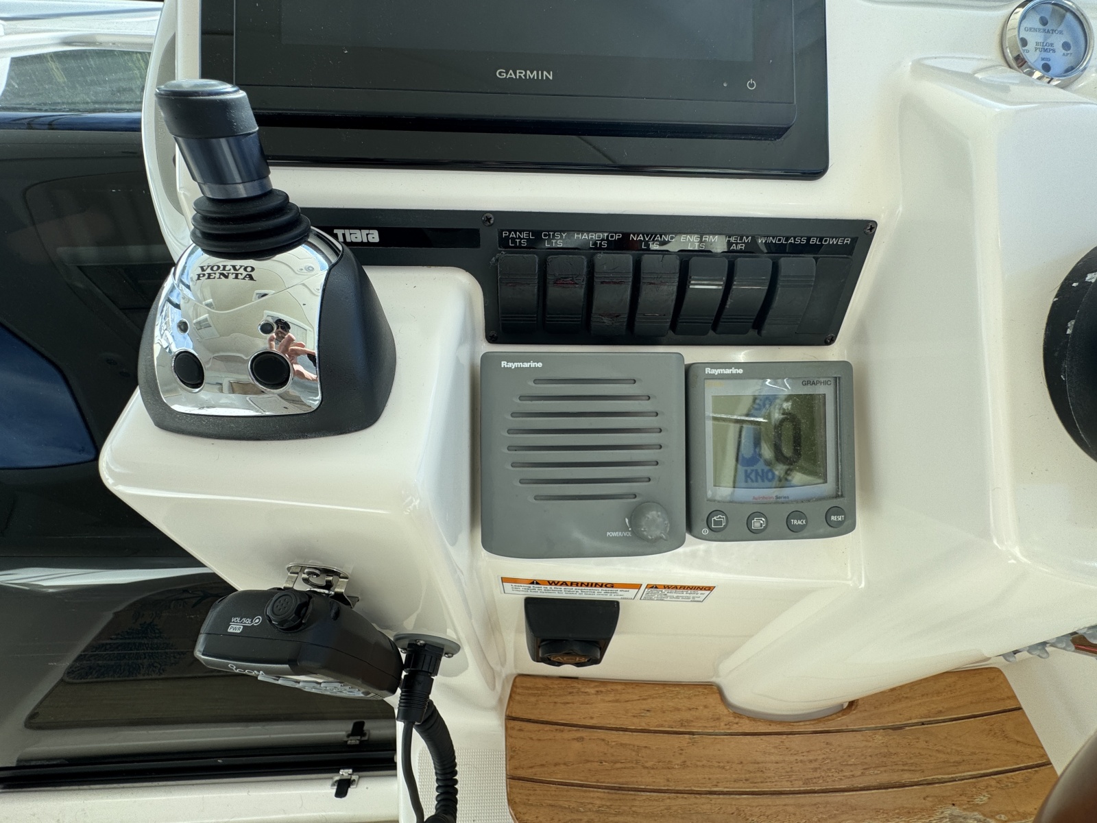 2008 Tiara Yachts 3900 Sovran