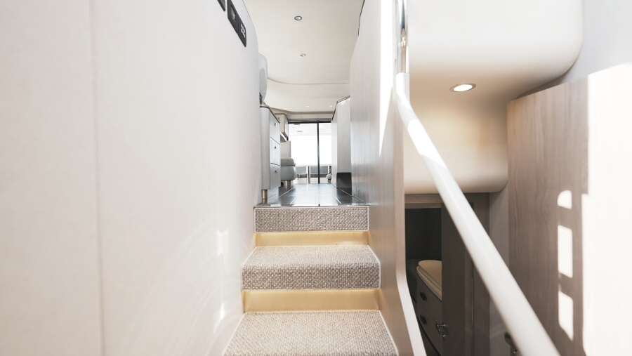 60ft Azimut Yacht For Sale