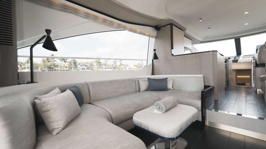 60ft Azimut Yacht For Sale