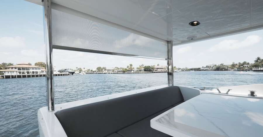 60ft Azimut Yacht For Sale