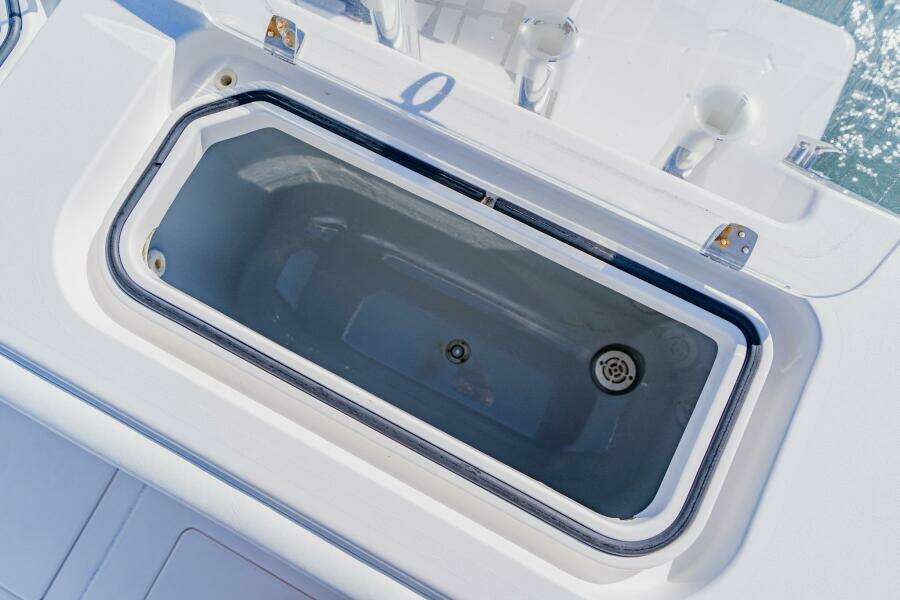 32ft Contender Yacht For Sale