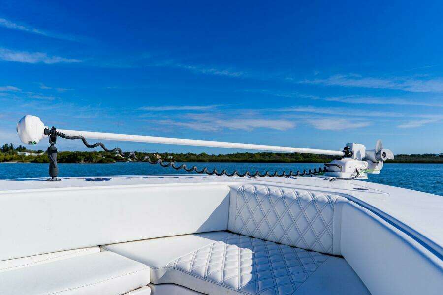 32ft Contender Yacht For Sale