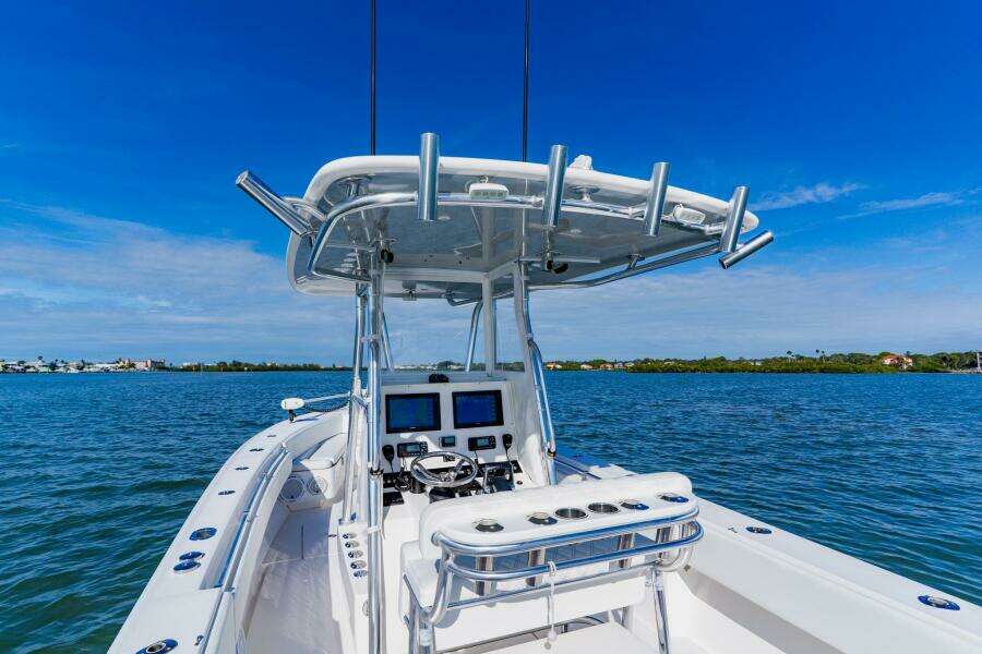 32ft Contender Yacht For Sale