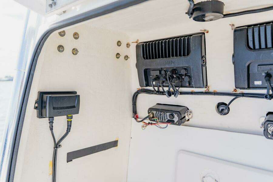 32ft Contender Yacht For Sale