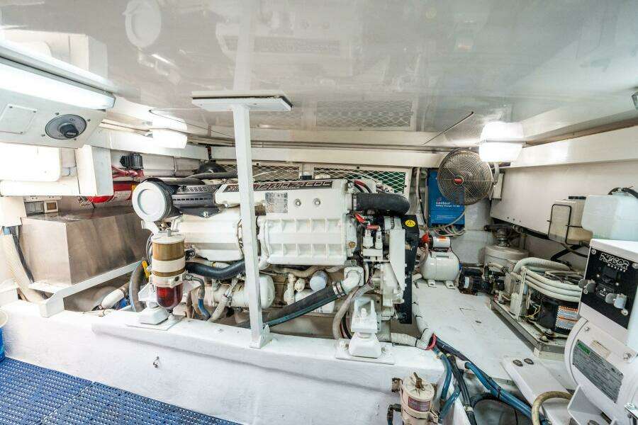 Business 42ft Post Yacht For Sale