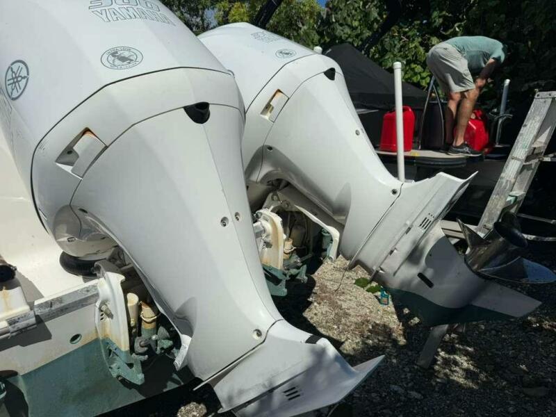 30' 2017 Robalo R302