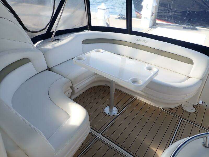 Talkn Trash 34ft Sea Ray Yacht For Sale