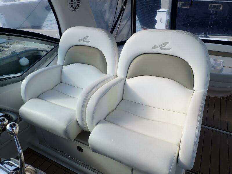 Talkn Trash 34ft Sea Ray Yacht For Sale