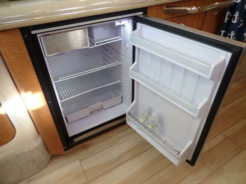 Talkn Trash 34ft Sea Ray Yacht For Sale