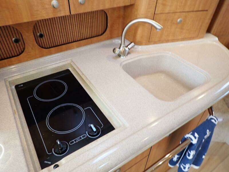 Talkn Trash 34ft Sea Ray Yacht For Sale